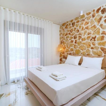 Athina Palace Luxurious Appartments Potos Zewnętrze zdjęcie
