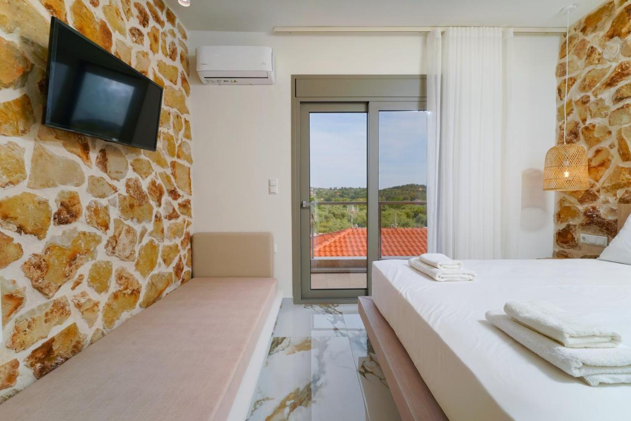 Athina Palace Luxurious Appartments Potos Zewnętrze zdjęcie