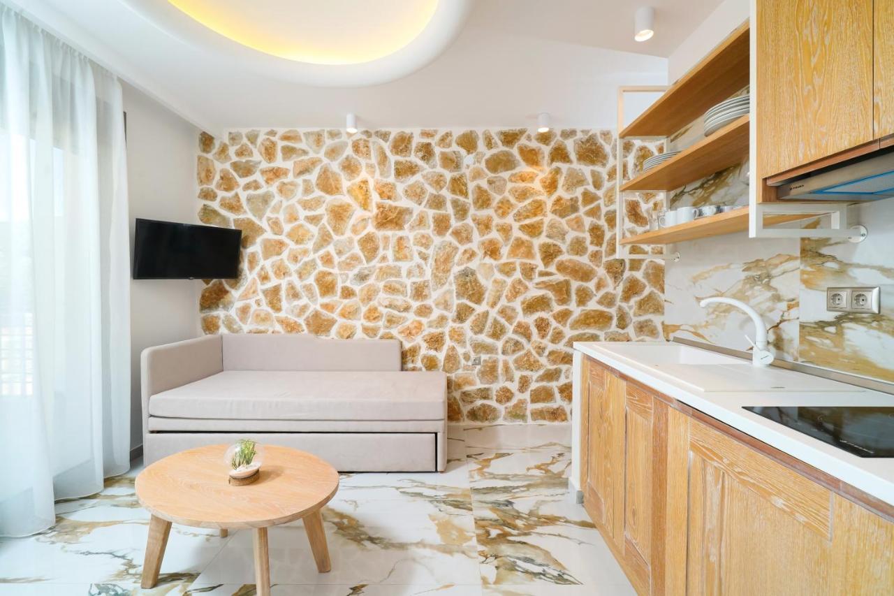 Athina Palace Luxurious Appartments Potos Zewnętrze zdjęcie